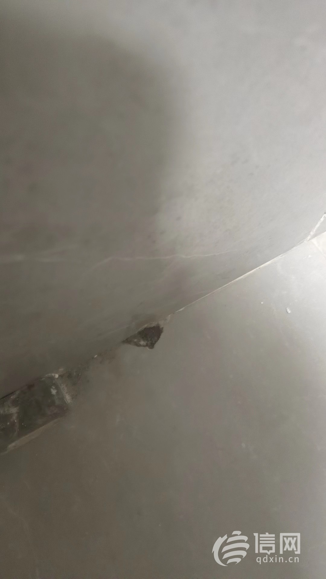 墙面瓷砖空鼓维修照片(墙面瓷砖空鼓补救方法视频)